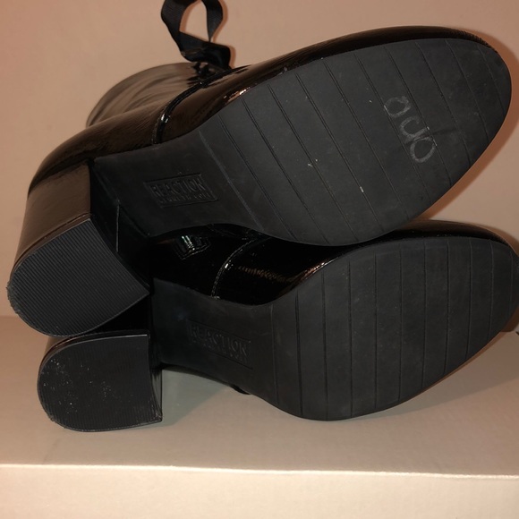 Reaction Kenneth Cole Lace-Up Booties - Picture 8 of 12